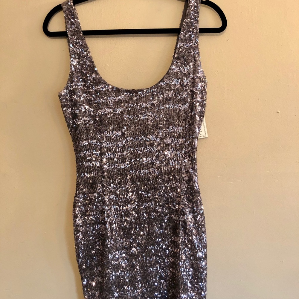 * SOLD*  NWT TCEC Dress